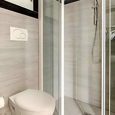 Hotel Argia Marina Centro 3*