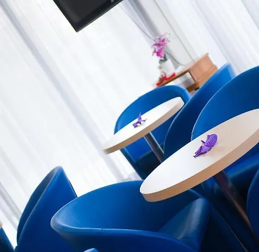 Argia Marina Centro 3* ريميني