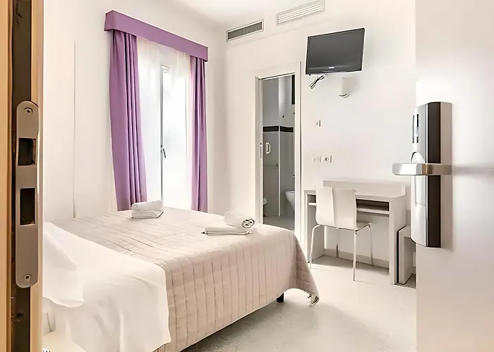 Otel Argia Marina Centro 3*