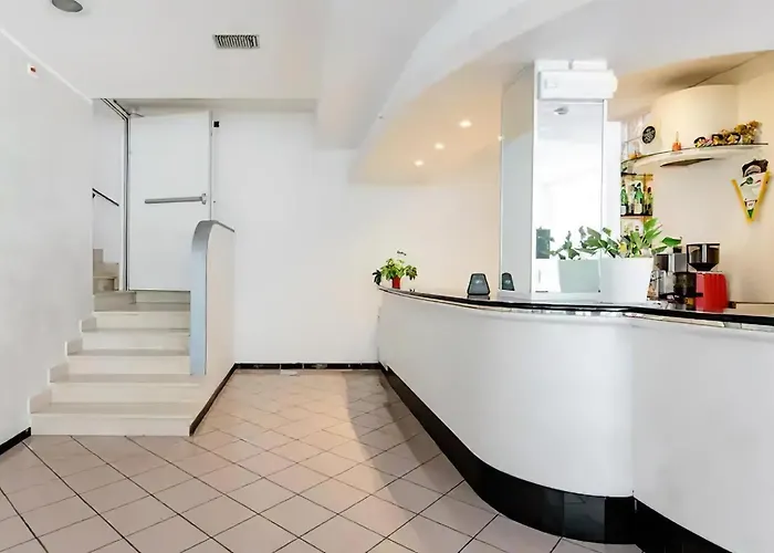 Otel Argia Marina Centro