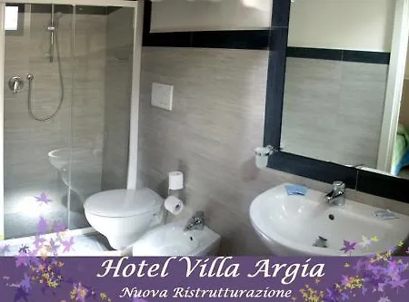 מלון Argia Marina Centro 3*