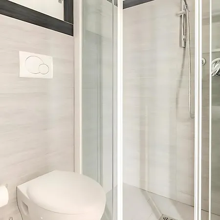 מלון Argia Marina Centro 3*