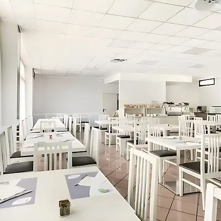 Argia Marina Centro Otel