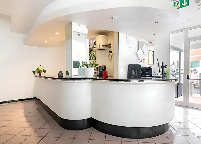 Otel Argia Marina Centro 3*