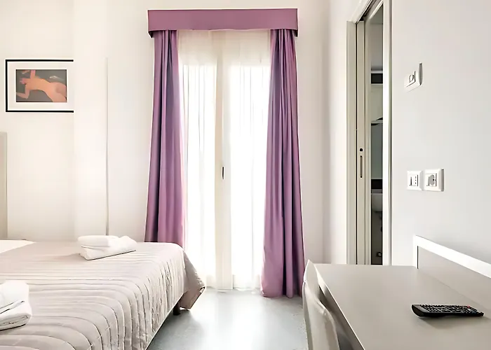 Hotel Argia Marina Centro 3*