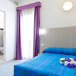 Argia Marina Centro מלון 3*