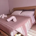 Argia Marina Centro מלון