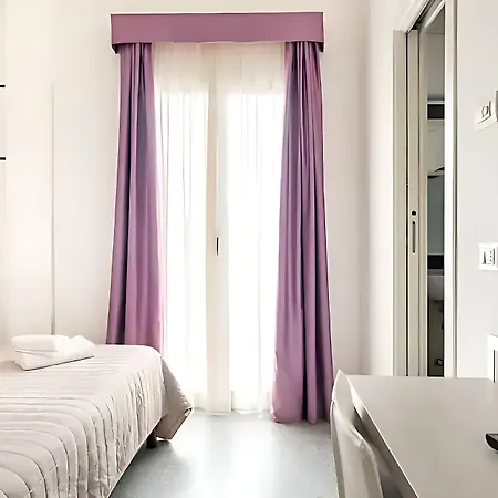 Hotel Argia Marina Centro 3*